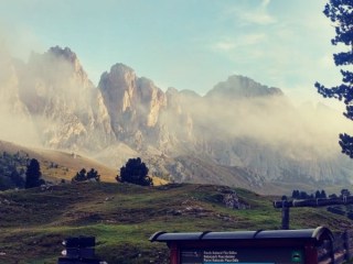 17. Rif Firenze view Geotrail Dolomites Italy © Ann Foulkes trekMountains