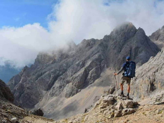 Alta Via 2 Dolomites Italy trekMountains Passo delle Cirelle (c) Ann Foulkes