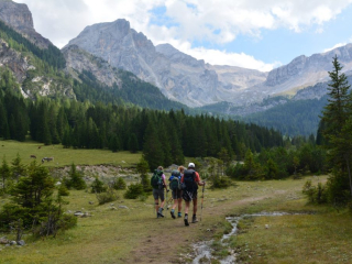 Alta Via 2 Dolomites Italy trekMountains Path around Marmolada (c) Kurt Lybaert 35