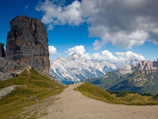 Cinque Torre Alta Via 1 Italian Dolomites trekMountains © Charles Masters IMG_5648