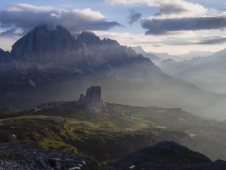 Cinque Torre from Rifugio Nuvolau Alta Via 1 Dolomites Italy trekMountains (c) Renee Rivera